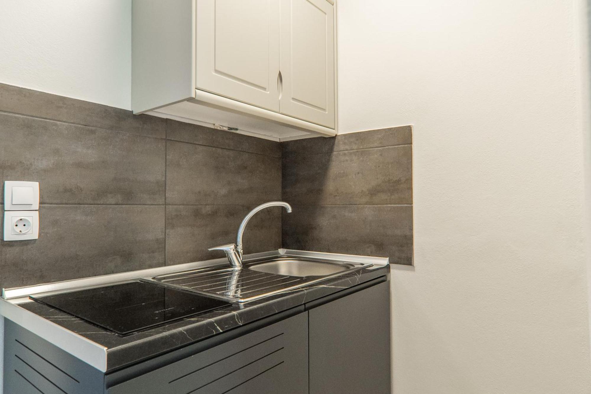 Manos Beachside Apartments Agia Marina Rom bilde